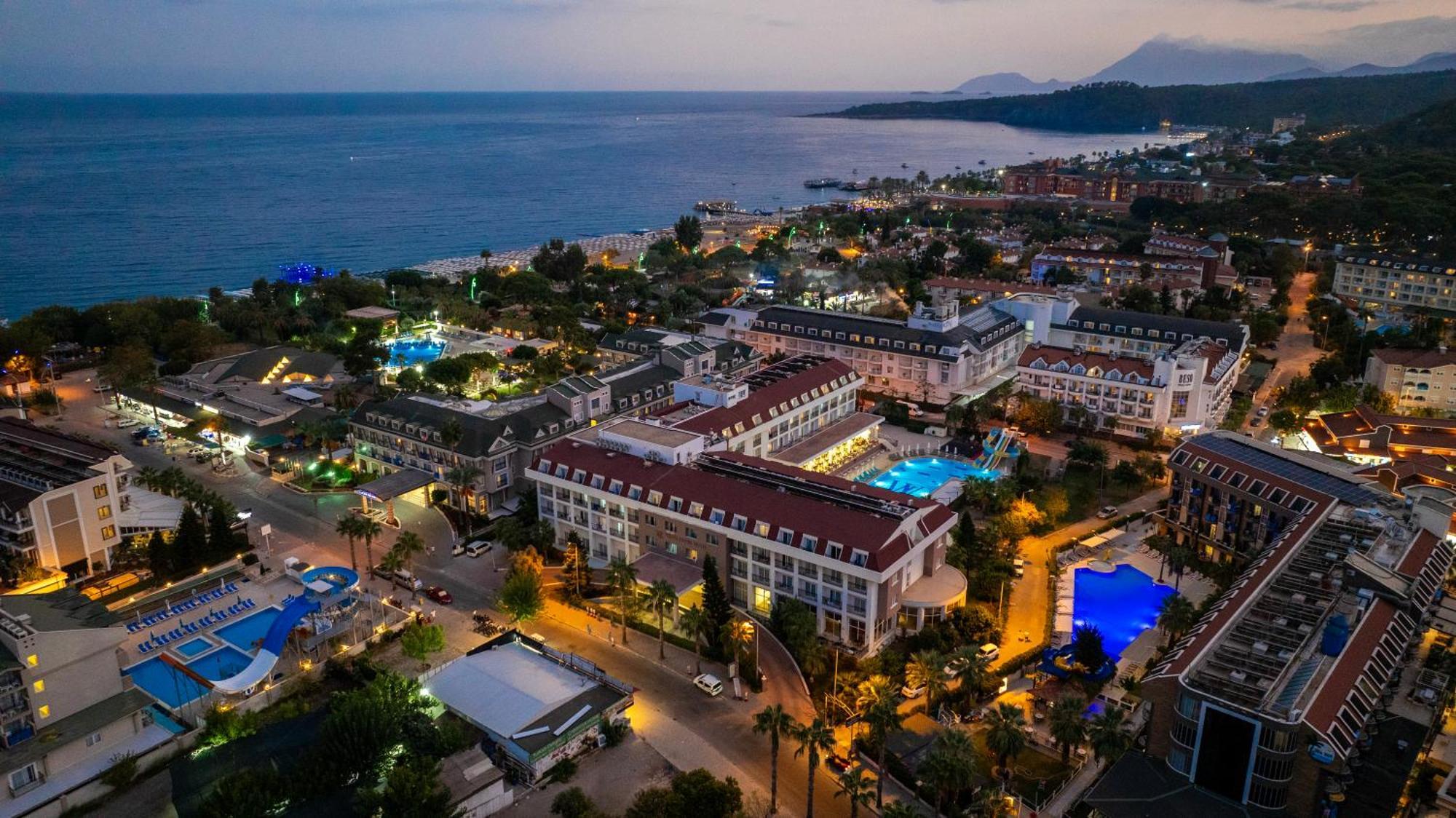 White Lilyum Hotel Antalya Bagian luar foto