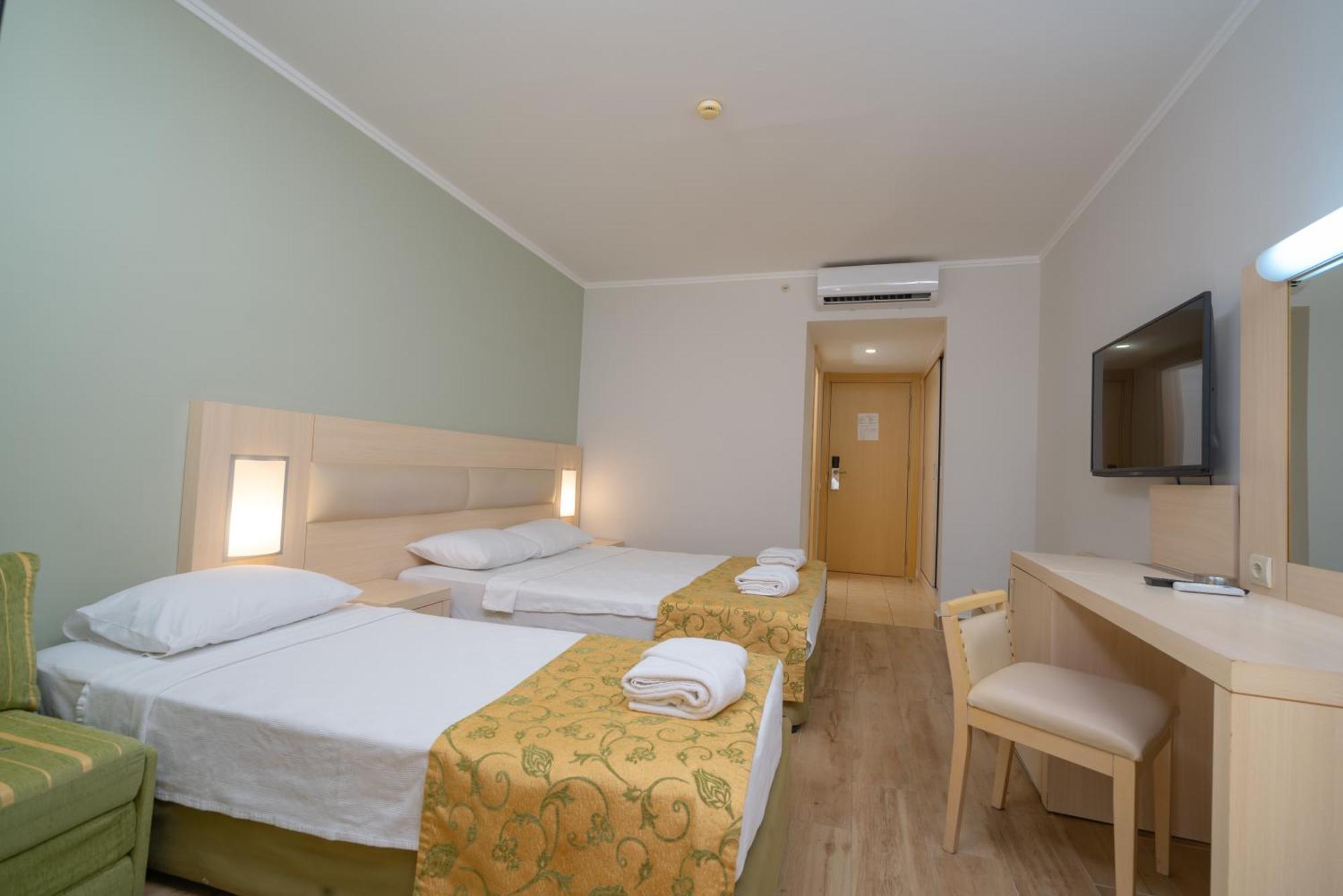 White Lilyum Hotel Antalya Bagian luar foto