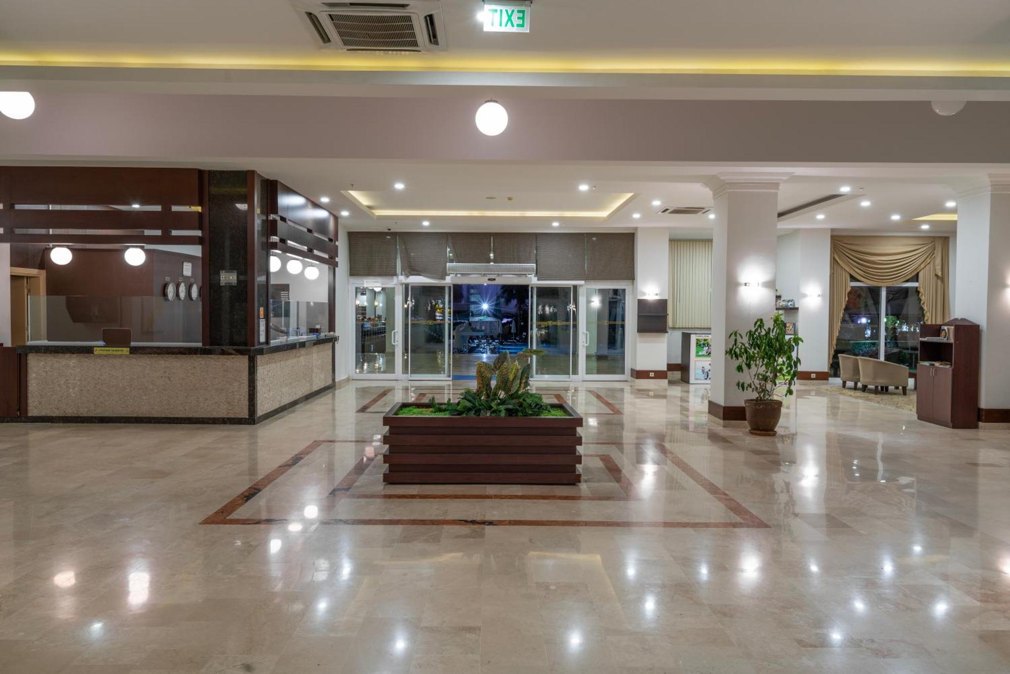 White Lilyum Hotel Antalya Bagian luar foto